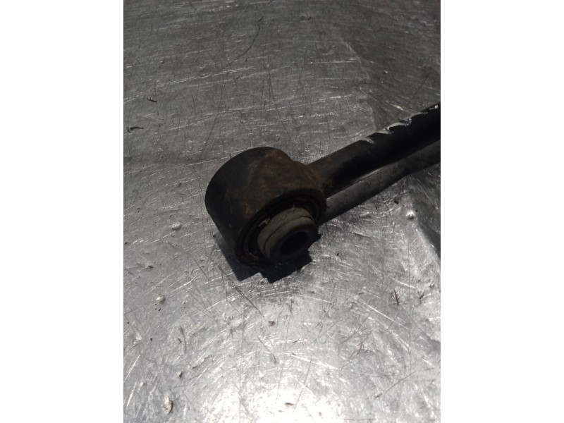 Recambio de brazo suspension superior trasero derecho para volvo v40 station wagon (645) 1.9 di referencia OEM IAM   00