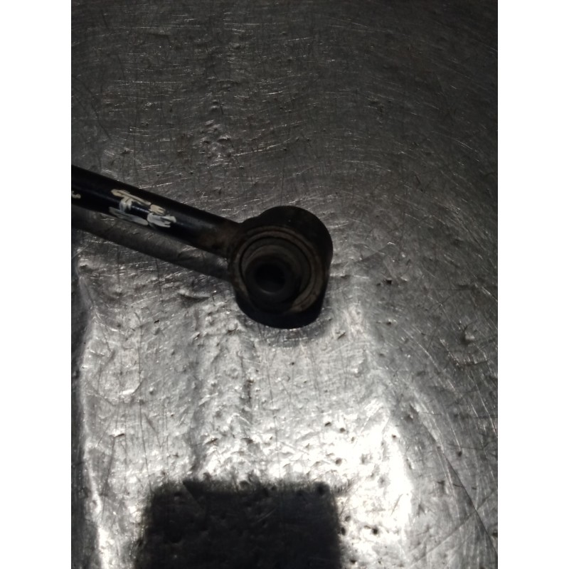 Recambio de brazo suspension superior trasero izquierdo para volvo v40 station wagon (645) 1.9 di referencia OEM IAM   00