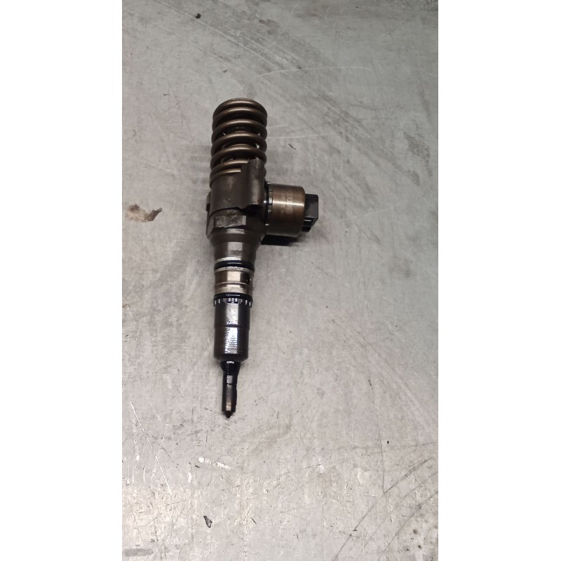 Recambio de inyector para audi a4 b7 (8ec) 2.0 tdi 16v referencia OEM IAM 0414720404 03G130073G BOSCH