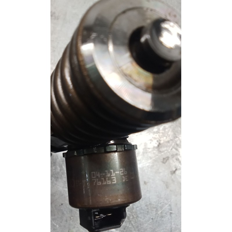 Recambio de inyector para audi a4 b7 (8ec) 2.0 tdi 16v referencia OEM IAM 0414720404 03G130073G BOSCH