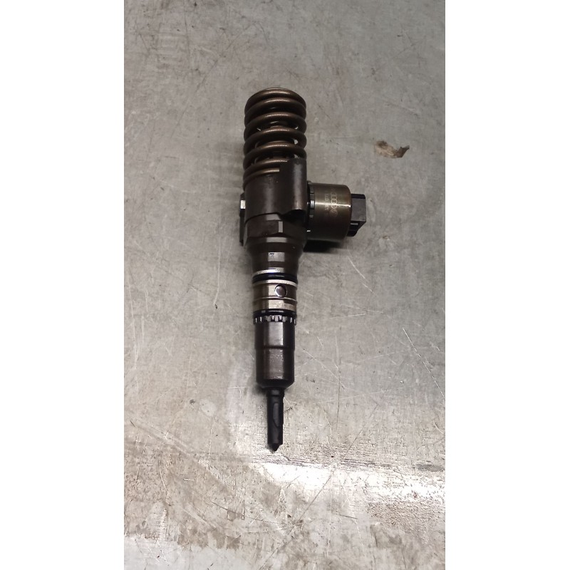 Recambio de inyector para audi a4 b7 (8ec) 2.0 tdi 16v referencia OEM IAM 0414720404 03G130073G BOSCH