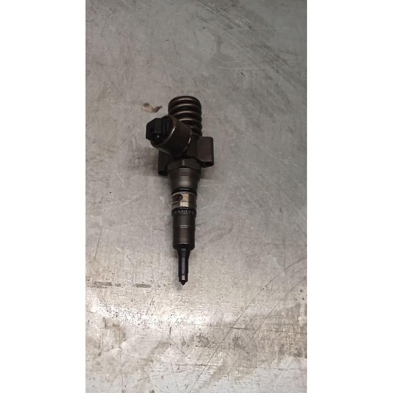 Recambio de inyector para audi a4 b7 (8ec) 2.0 tdi 16v referencia OEM IAM 0414720404 03G130073G BOSCH