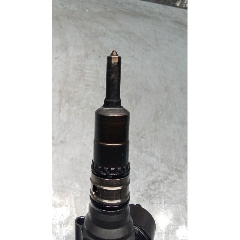 Recambio de inyector para audi a4 b7 (8ec) 2.0 tdi 16v referencia OEM IAM 0414720404 03G130073G BOSCH