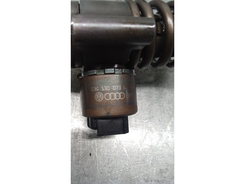 Recambio de inyector para audi a4 b7 (8ec) 2.0 tdi 16v referencia OEM IAM 0414720404 03G130073G BOSCH