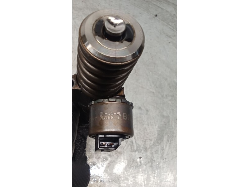 Recambio de inyector para audi a4 b7 (8ec) 2.0 tdi 16v referencia OEM IAM 0414720404 03G130073G BOSCH