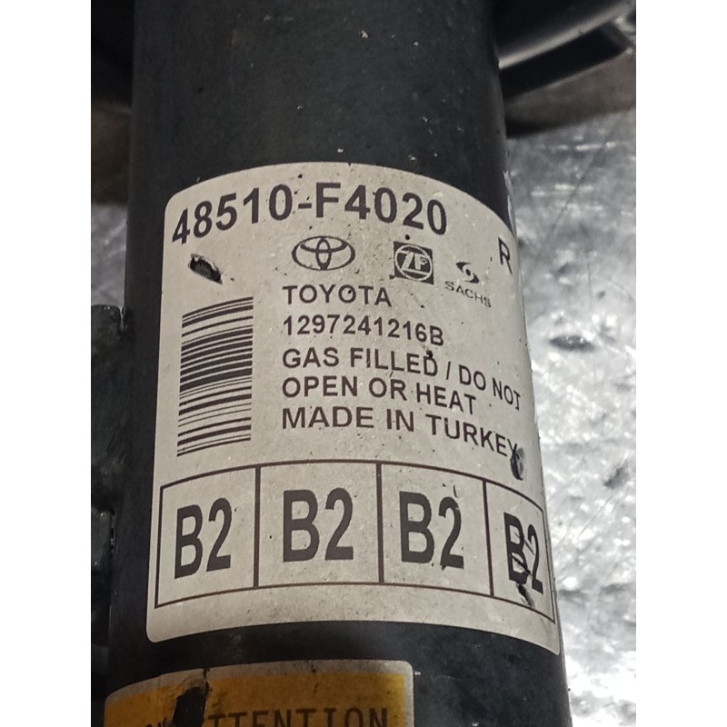 Recambio de amortiguador delantero derecho para toyota c-hr (_x1_) 1.8 hybrid (zyx10_, zyx11_) referencia OEM IAM 48510F40220  1