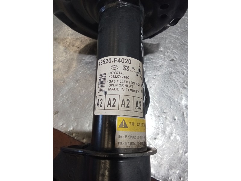 Recambio de amortiguador delantero izquierdo para toyota c-hr (_x1_) 1.8 hybrid (zyx10_, zyx11_) referencia OEM IAM 48520F4020  