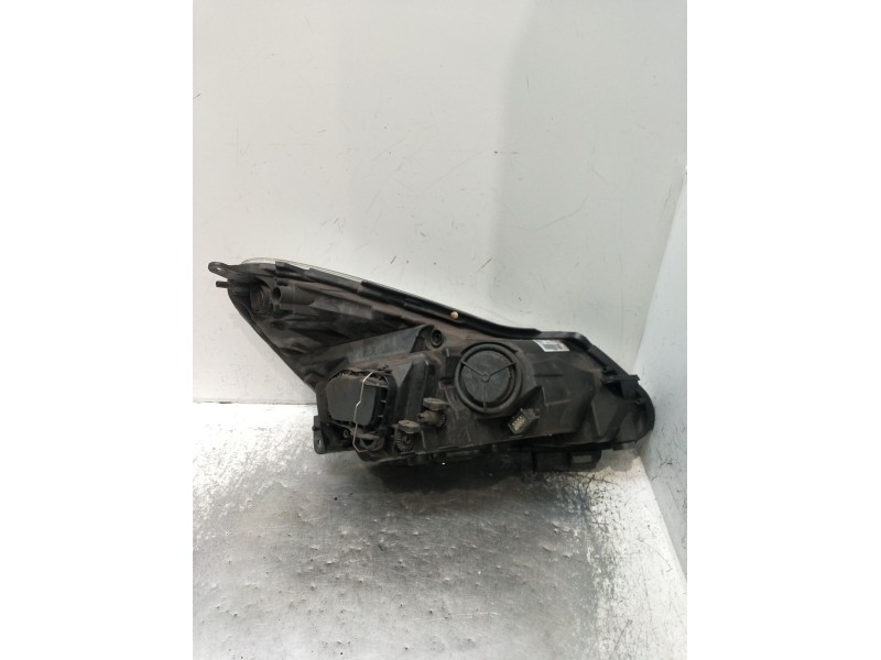 Recambio de faro izquierdo para opel corsa d color edition referencia OEM IAM 95511327 90023426 2011