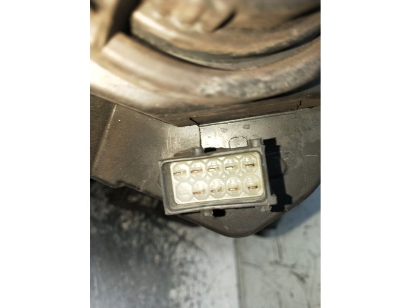 Recambio de faro izquierdo para opel corsa d color edition referencia OEM IAM 95511327 90023426 2011