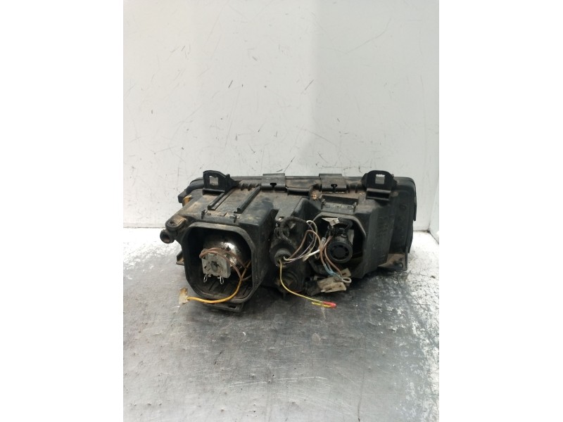 Recambio de faro izquierdo para bmw 3 compact (e36) 318 tds referencia OEM IAM   1994