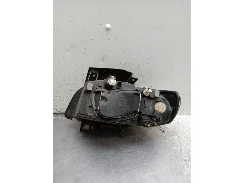 Recambio de faro derecho para seat cordoba (6k1, 6k2) 1.4 16v referencia OEM IAM 6K1941044A 67743745 