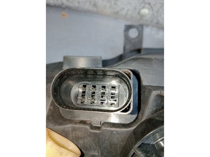 Recambio de faro derecho para seat cordoba (6k1, 6k2) 1.4 16v referencia OEM IAM 6K1941044A 67743745 