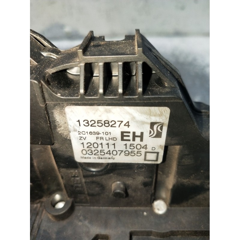 Recambio de motor cierre centralizado delantero derecho para opel corsa d color edition referencia OEM IAM 13258274 3P 2011