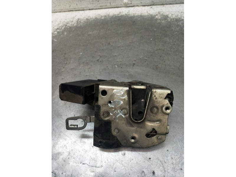 Recambio de motor cierre centralizado delantero izquierdo para bmw 3 compact (e36) 318 tds referencia OEM IAM  3P 1994