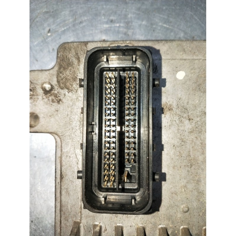 Recambio de centralita motor uce para opel corsa d color edition referencia OEM IAM E8355577841 86AAT456101900QM 2011