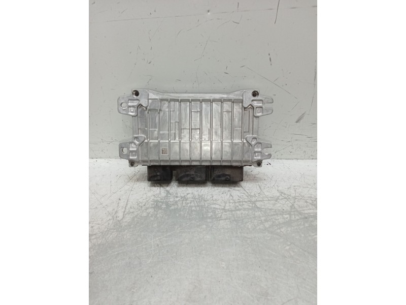 Recambio de centralita motor uce para renault arkana i (lcm_, ldn_) 1.6 e-tech 145 (ldmu) referencia OEM IAM 237105990S 23710242