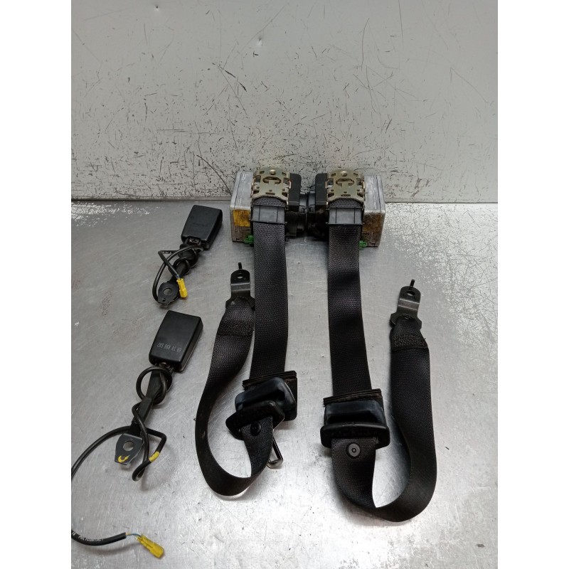 Recambio de juego cinturones delantero para mercedes-benz clase c (w203) c 220 cdi (203.006) referencia OEM IAM   2000 4P