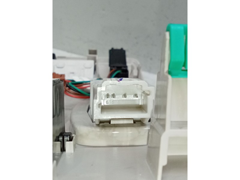 Recambio de luz interior para renault arkana i (lcm_, ldn_) 1.6 e-tech 145 (ldmu) referencia OEM IAM 969809789R 989804890R 96980