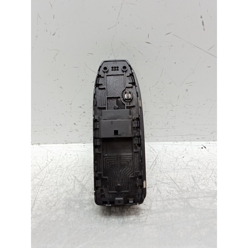 Recambio de mando elevalunas delantero izquierdo para renault arkana i (lcm_, ldn_) 1.6 e-tech 145 (ldmu) referencia OEM IAM 254