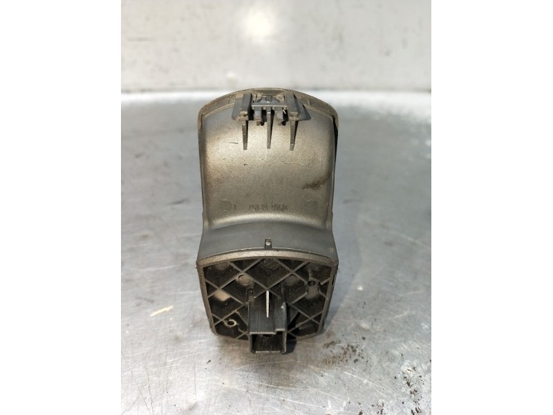 Recambio de mando elevalunas delantero derecho para opel corsa d color edition referencia OEM IAM 13189333RW 315625731 3P 2011