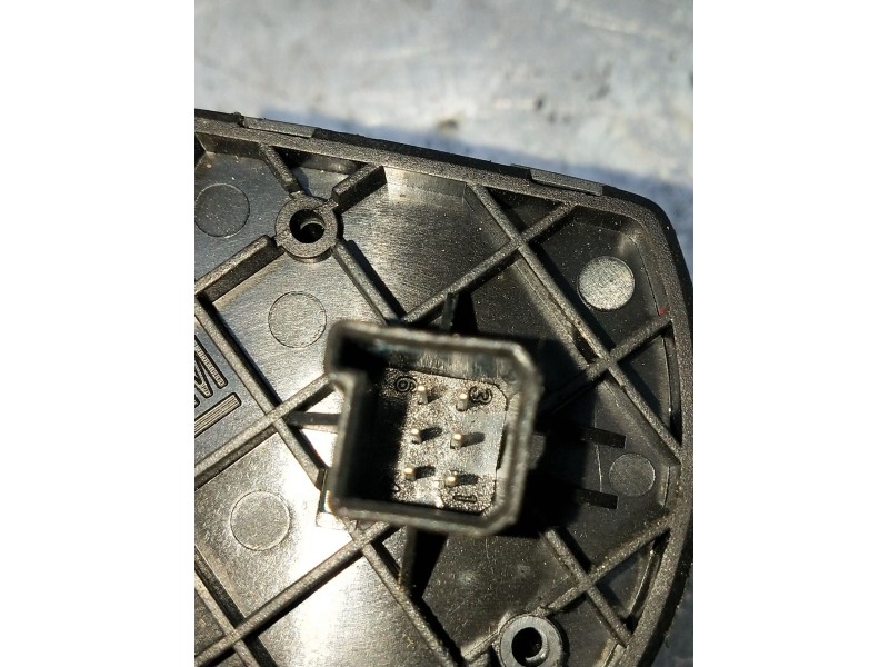 Recambio de mando elevalunas delantero derecho para opel corsa d color edition referencia OEM IAM 13189333RW 315625731 3P 2011