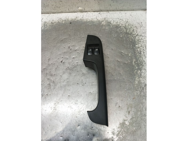 Recambio de mando elevalunas delantero derecho para chevrolet aveo / kalos hatchback (t250, t255) 1.2 referencia OEM IAM 9639635
