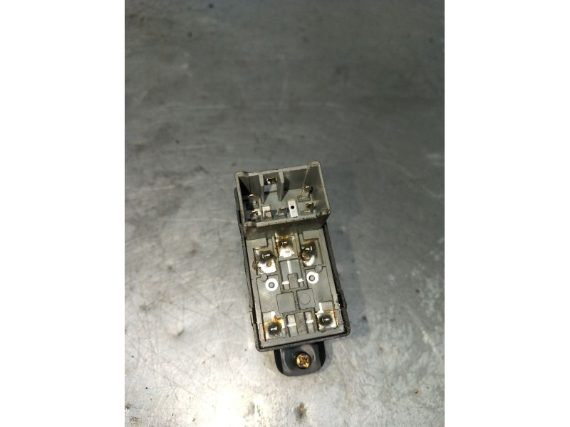 Recambio de mando elevalunas delantero derecho para chevrolet aveo / kalos hatchback (t250, t255) 1.2 referencia OEM IAM 2020050