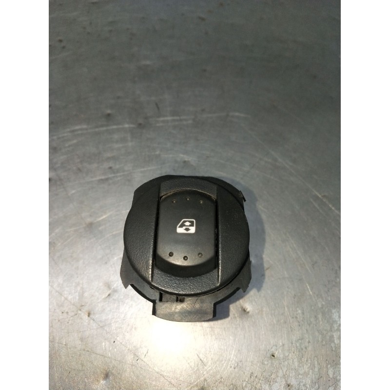 Recambio de mando elevalunas delantero derecho para renault laguna ii (bg0/1_) 1.9 dci (bg08, bg0g) referencia OEM IAM  5P 2002