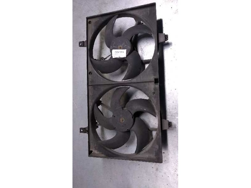 Recambio de electroventilador para nissan primera berlina (p12) referencia OEM IAM 8240297  GATE