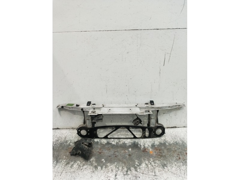 Recambio de panel frontal para bmw 3 compact (e36) 318 tds referencia OEM IAM   1994