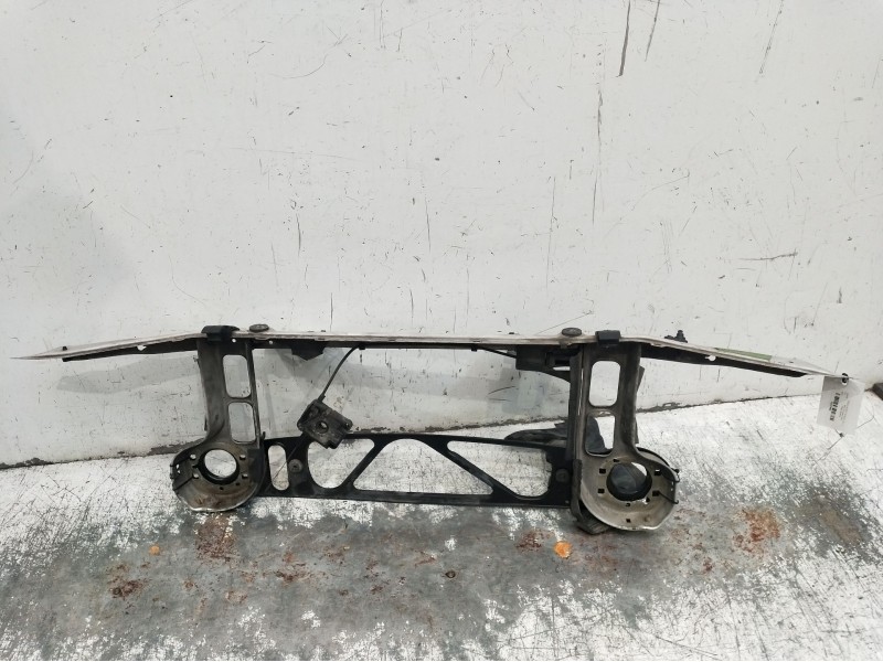 Recambio de panel frontal para bmw 3 compact (e36) 318 tds referencia OEM IAM   1994