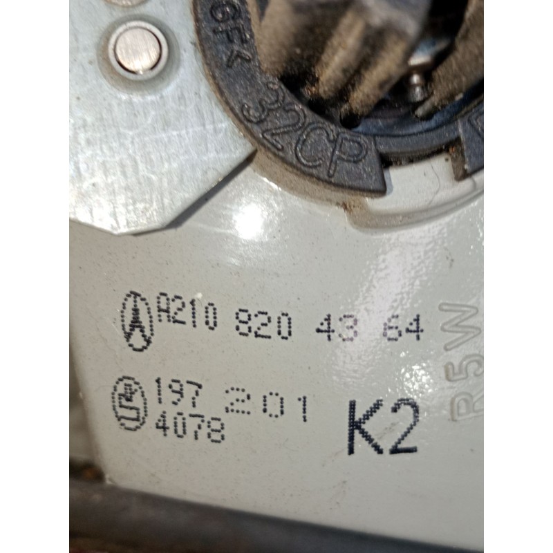 Recambio de piloto trasero izquierdo para mercedes-benz clase e (w210) e 300 d (210.020) referencia OEM IAM A2108204364 197201 1