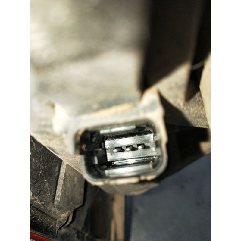 Recambio de piloto trasero derecho para renault laguna iii (bt0/1) 1.5 dci (bt00, bt0a, bt0t, bt1j) referencia OEM IAM  VER FOTO