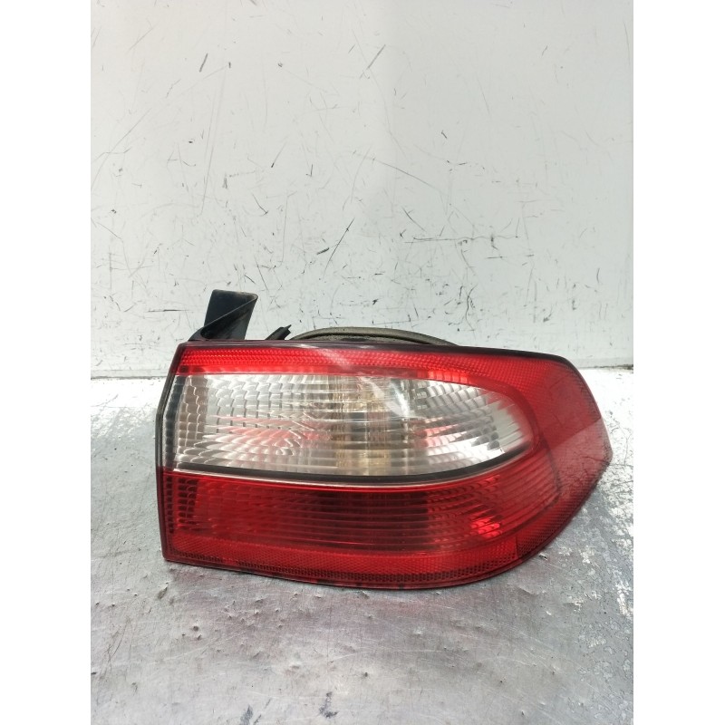 Recambio de piloto trasero derecho para renault laguna ii (bg0/1_) 1.9 dci (bg08, bg0g) referencia OEM IAM   2002