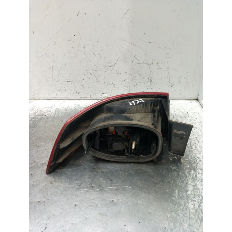 Recambio de piloto trasero derecho para renault laguna ii (bg0/1_) 1.9 dci (bg08, bg0g) referencia OEM IAM   2002