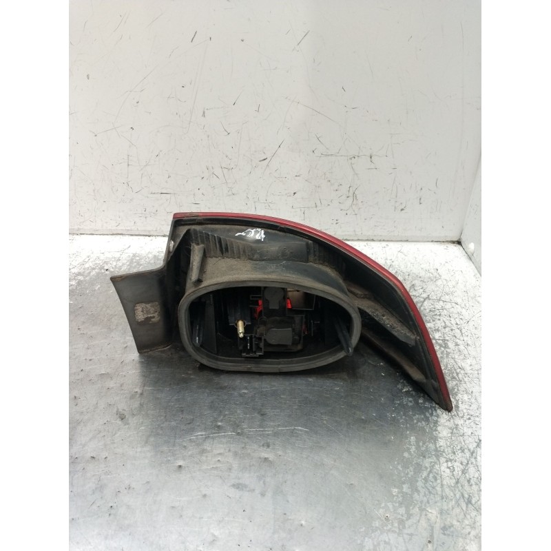 Recambio de piloto trasero izquierdo para renault laguna ii (bg0/1_) 1.9 dci (bg08, bg0g) referencia OEM IAM   