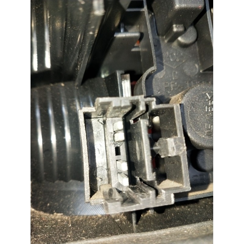 Recambio de piloto trasero izquierdo para renault laguna ii (bg0/1_) 1.9 dci (bg08, bg0g) referencia OEM IAM   