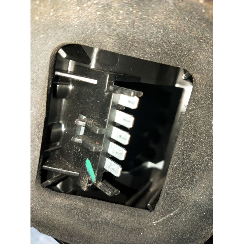 Recambio de piloto trasero derecho para opel corsa d color edition referencia OEM IAM 13242812 89075557A 2011