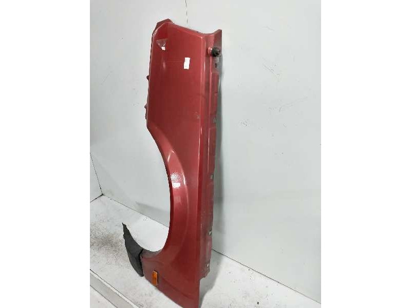 Recambio de aleta delantera izquierda para renault 25 (b29) 2.0 referencia OEM IAM   