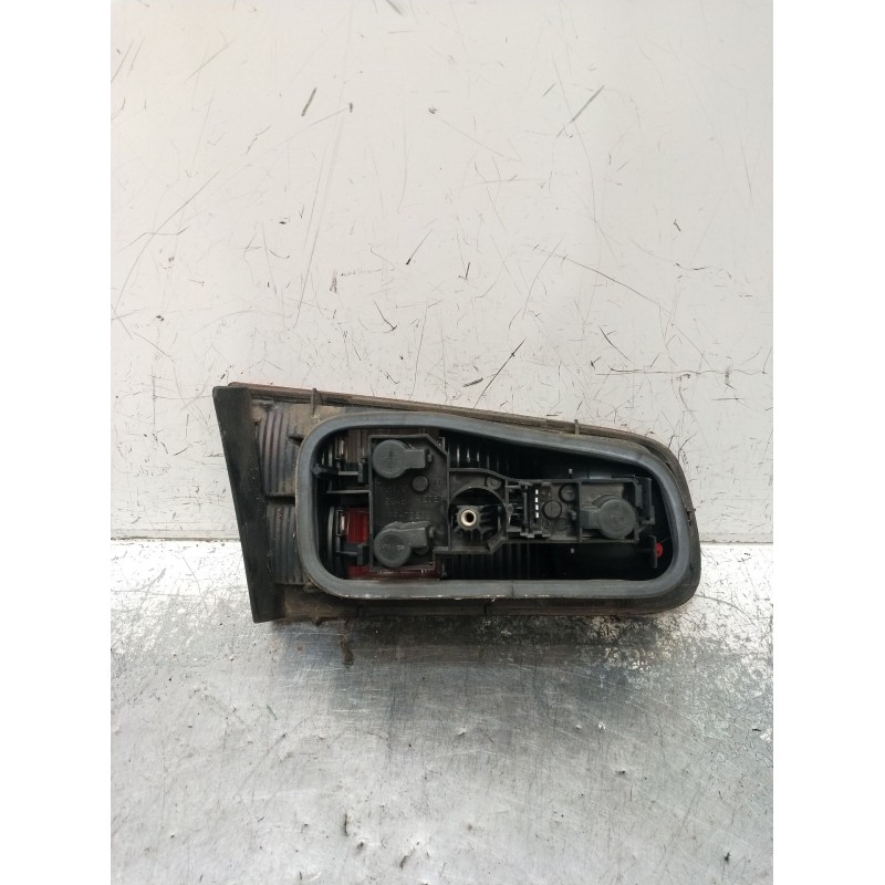Recambio de piloto trasero derecho interior para renault laguna ii (bg0/1_) 1.9 dci (bg08, bg0g) referencia OEM IAM   