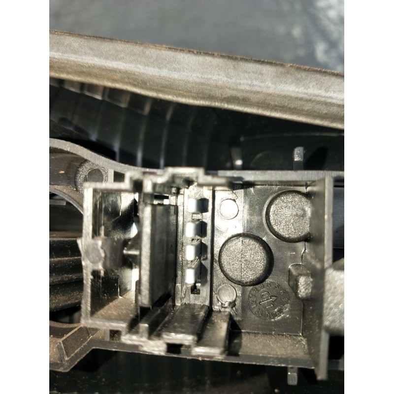 Recambio de piloto trasero derecho interior para renault laguna ii (bg0/1_) 1.9 dci (bg08, bg0g) referencia OEM IAM   