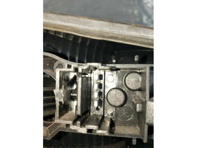 Recambio de piloto trasero derecho interior para renault laguna ii (bg0/1_) 1.9 dci (bg08, bg0g) referencia OEM IAM   