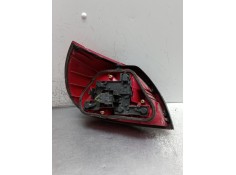 Recambio de piloto trasero derecho para ford mondeo ii sedán (bfp) 1.8 td referencia OEM IAM    2