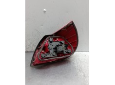Recambio de piloto trasero izquierdo para ford mondeo ii sedán (bfp) 1.8 td referencia OEM IAM    2