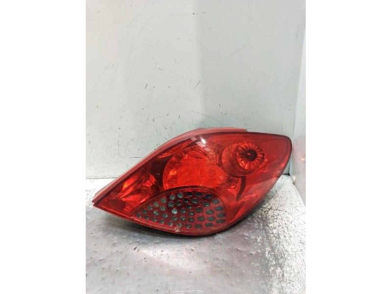 Recambio de piloto trasero derecho para peugeot 207/207+ (wa_, wc_) 1.4 16v referencia OEM IAM   