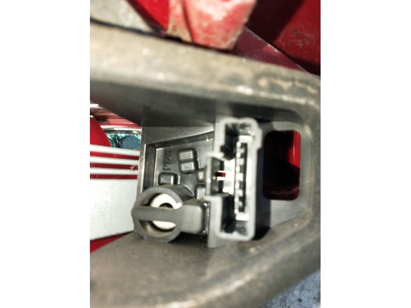 Recambio de piloto trasero derecho para peugeot 207/207+ (wa_, wc_) 1.4 16v referencia OEM IAM   