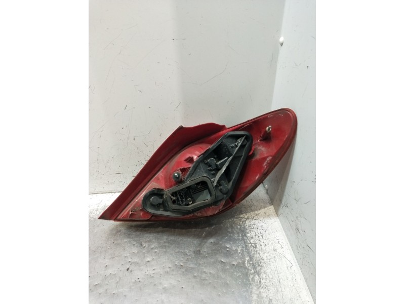 Recambio de piloto trasero izquierdo para peugeot 207/207+ (wa_, wc_) 1.4 16v referencia OEM IAM   