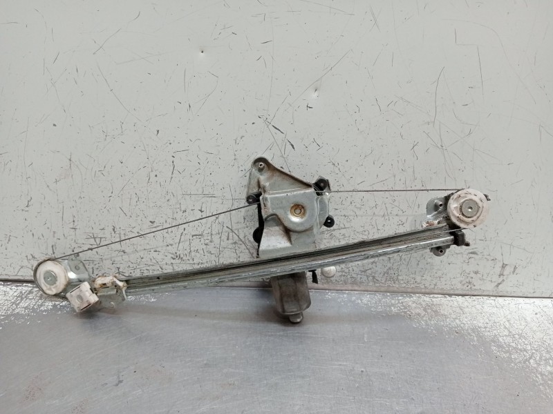 Recambio de elevalunas trasero derecho para mercedes-benz clase e (w210) e 300 d (210.020) referencia OEM IAM 0130821672  1995 4