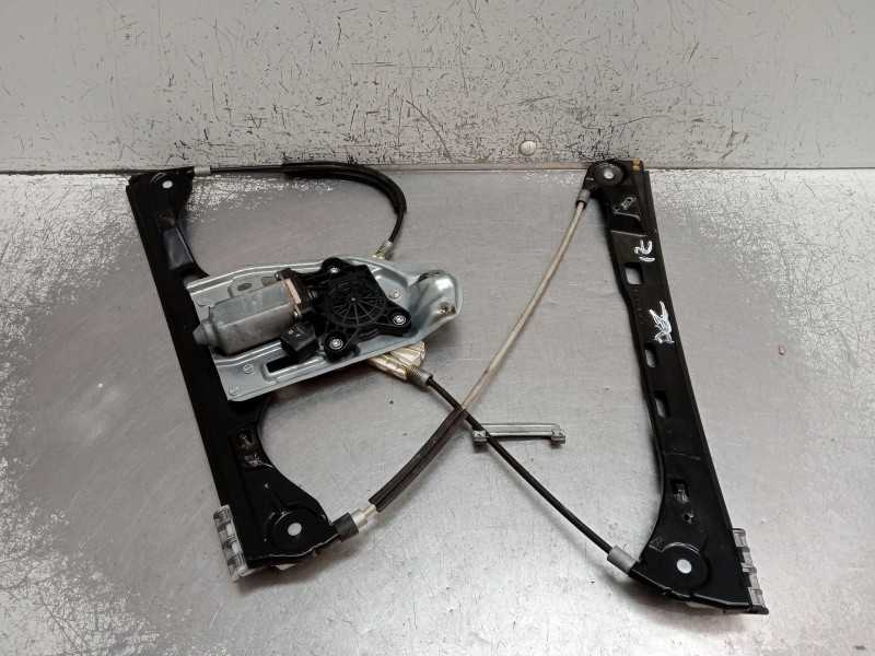Recambio de elevalunas delantero izquierdo para mercedes-benz clase c (w203) c 220 cdi (203.006) referencia OEM IAM A2037201746 