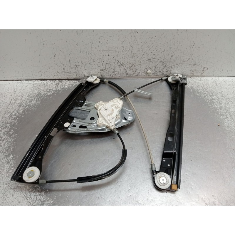 Recambio de elevalunas delantero izquierdo para mercedes-benz clase c (w203) c 220 cdi (203.006) referencia OEM IAM A2037201746 